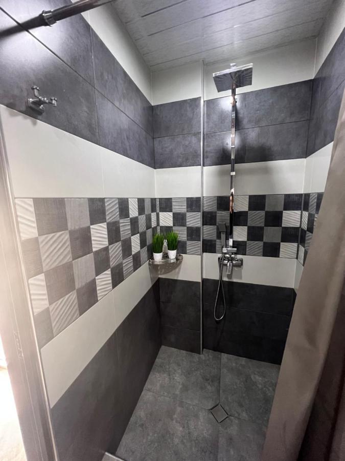 Comfortable Apartment Комфортные Апартаменты Self Check In Jerevan Buitenkant foto